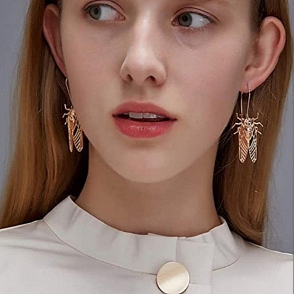 Anthropologie Jewelry - CICADA LEVER-BACK BRIGHT GOLD INSECT DROP DANGLE EARRINGS
